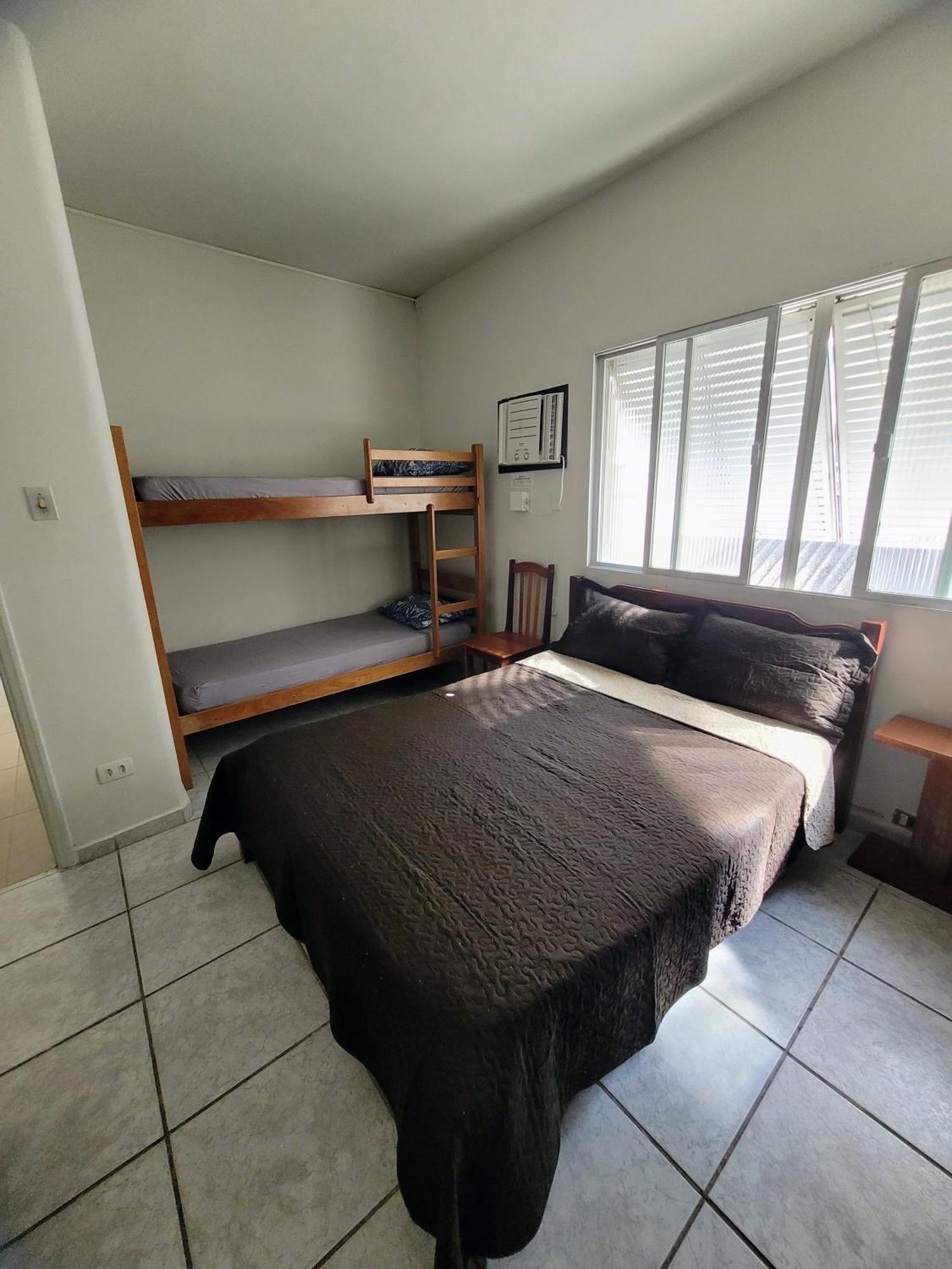 Guaruja Praia Hotel Economico Eksteriør bilde