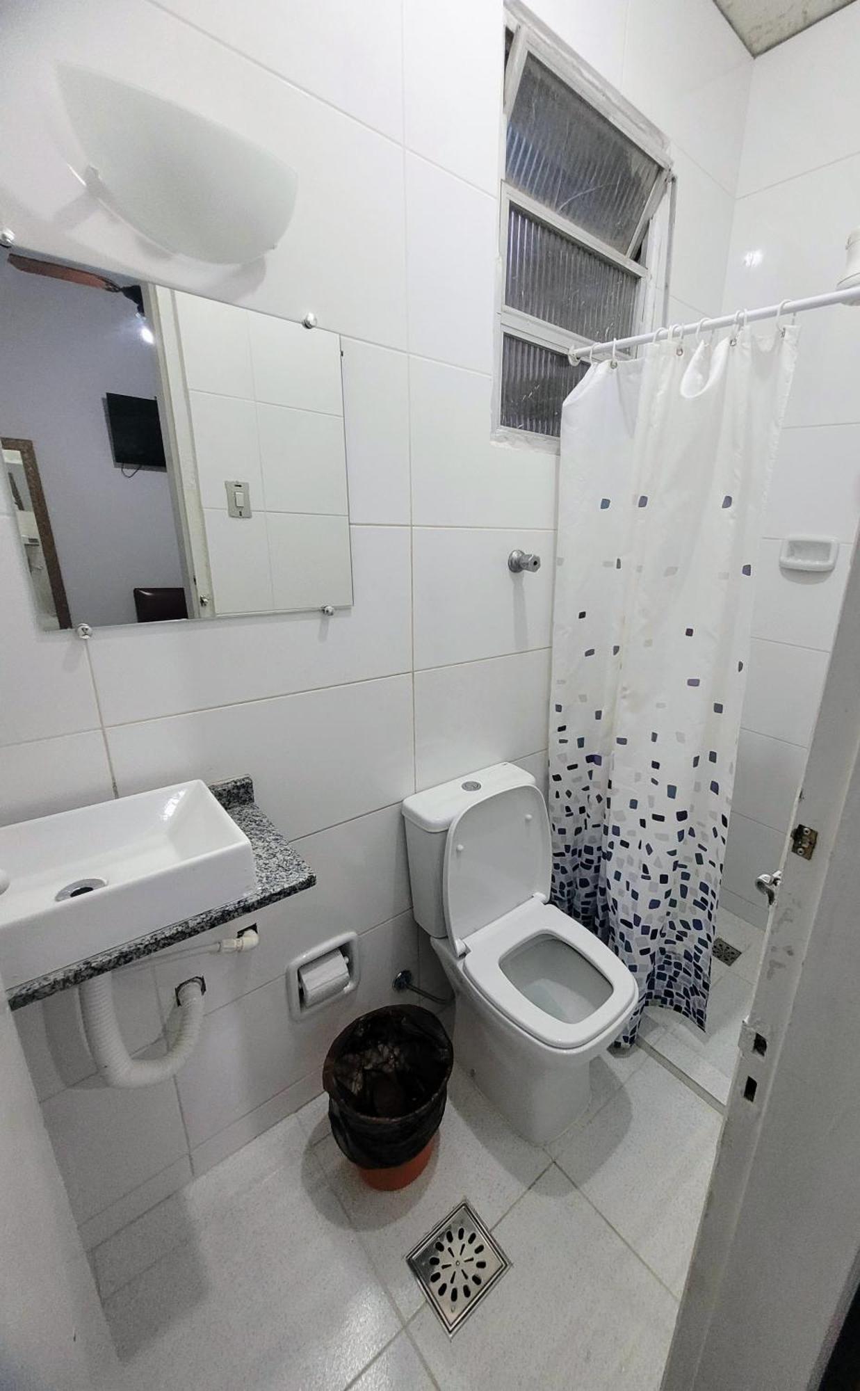 Guaruja Praia Hotel Economico Eksteriør bilde